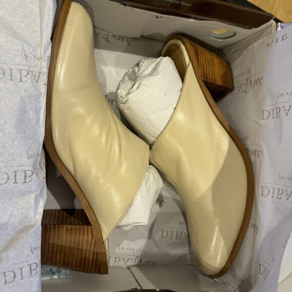 Diba True NO VELLA Mule in Beige US Size 11 / Euro 41.5 New in Box MSRP $119 - Picture 7 of 8